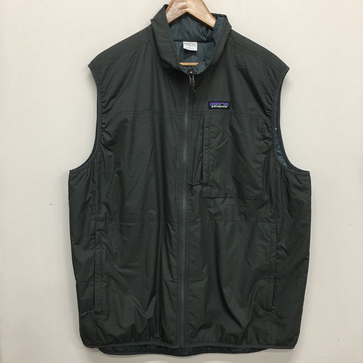  patagonia パタゴニア リバーシブルクランクセットベスト size:XL グレー 型番27820 メンズ 01(XLサイズ以上)｜売買されたオークション情報、yahooの商品情報をアーカイブ公開 - オークファン XLサイズ以上