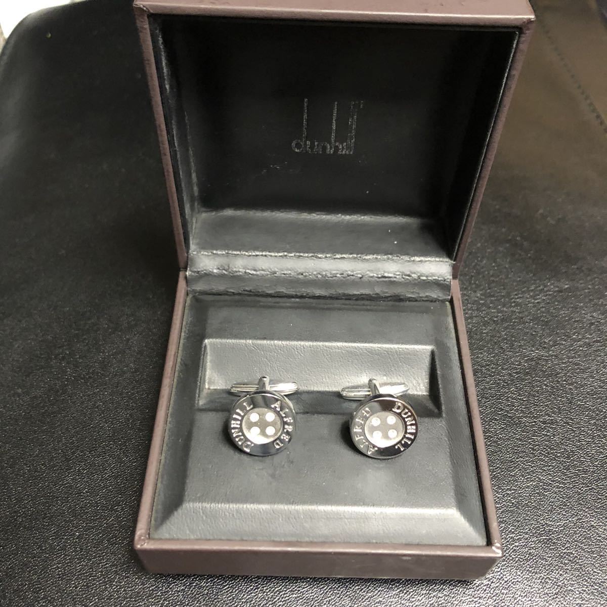 ALFREDDUNHILL..シルバー925.ラピスラズリカフスリンク。 ALFREDDUNHILL..シルバー925.ラピスラズリカフスリンク。 2026年