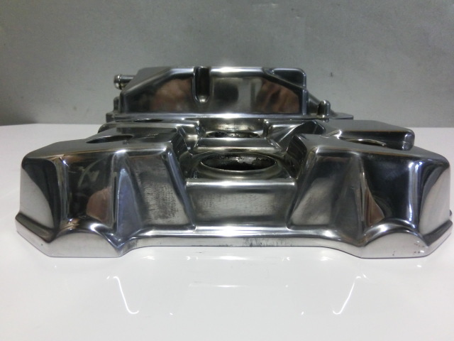 CB1300SF(SC40) ヘッドカバー バフ掛け バフ工房 XJR400 sc40 サブ