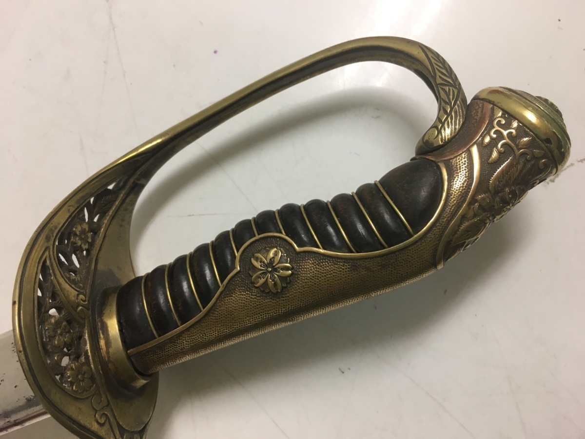 指揮刀 サーベル 軍刀 金龍 在 全長112.5cm 日本軍 陸軍 軍刀 指揮刀