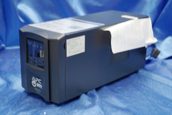 新品・未使用・未開封】SMT750J 有難かっ 無停電電源装置 UPS
