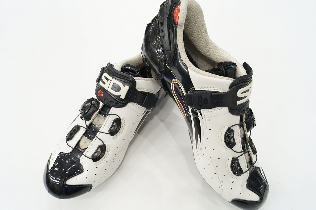 人気SALE シディ SIDI ビンディングシューズ 40.5 WHT/BLK WIRE(その他)｜売買されたオークション情報、yahooの商品情報をアーカイブ公開 - オークファン その他