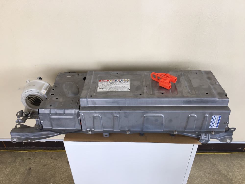 プリウスα ZVW41 HVバッテリー　ハイブリッドバッテリー　ジャンク品