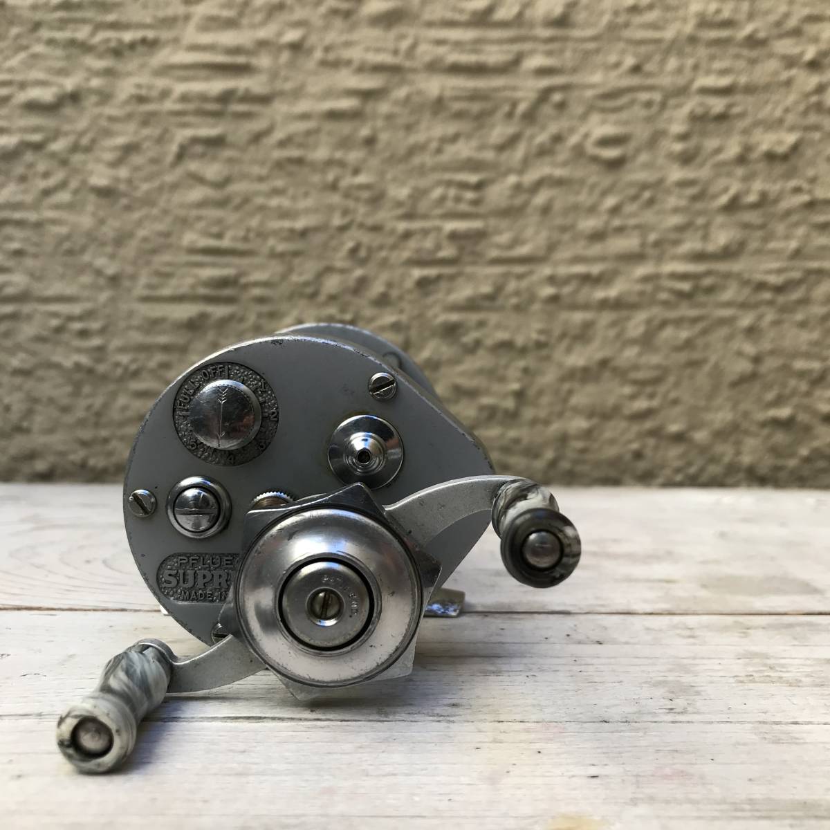  Pflueger Supreme フルーガー シュープリーム ／heddon ヘドン(ベイトリール)｜売買されたオークション情報、yahooの商品情報をアーカイブ公開 - オークファン その他