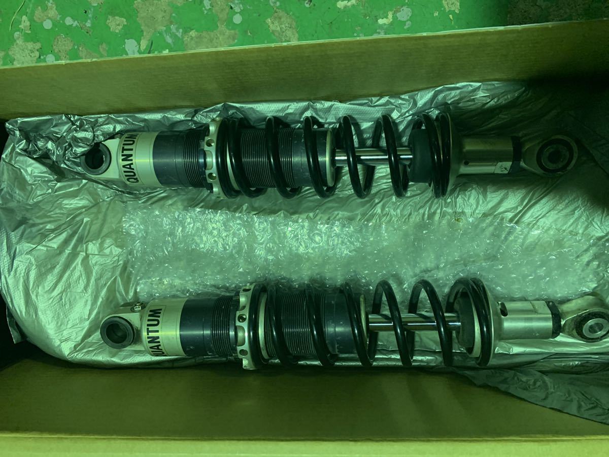 QUANTUM リアサスペンション クァンタム cb1300 迅速配送サービス