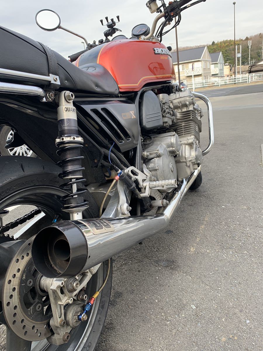 QUANTUM リアサスペンション クァンタム cb1300 迅速配送サービス