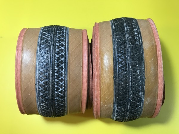 未使用 IRC タイヤ 2本セット 26×1-1/2 ( RIM 26×1-3/8 ) HANDY TOUR チューブ付属 アメサイド 26インチ/ 26×1 1/2 26×１３/8
