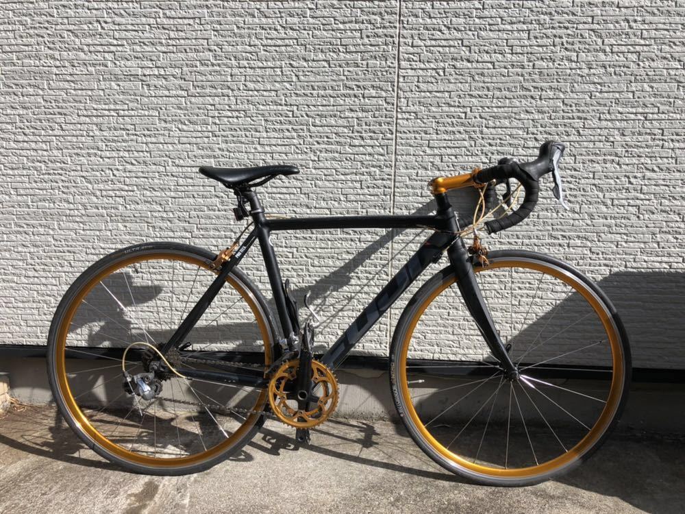 赤字超特価，定番人気 FUJI フジ BARRACUDA バラクーダ ロードバイク 