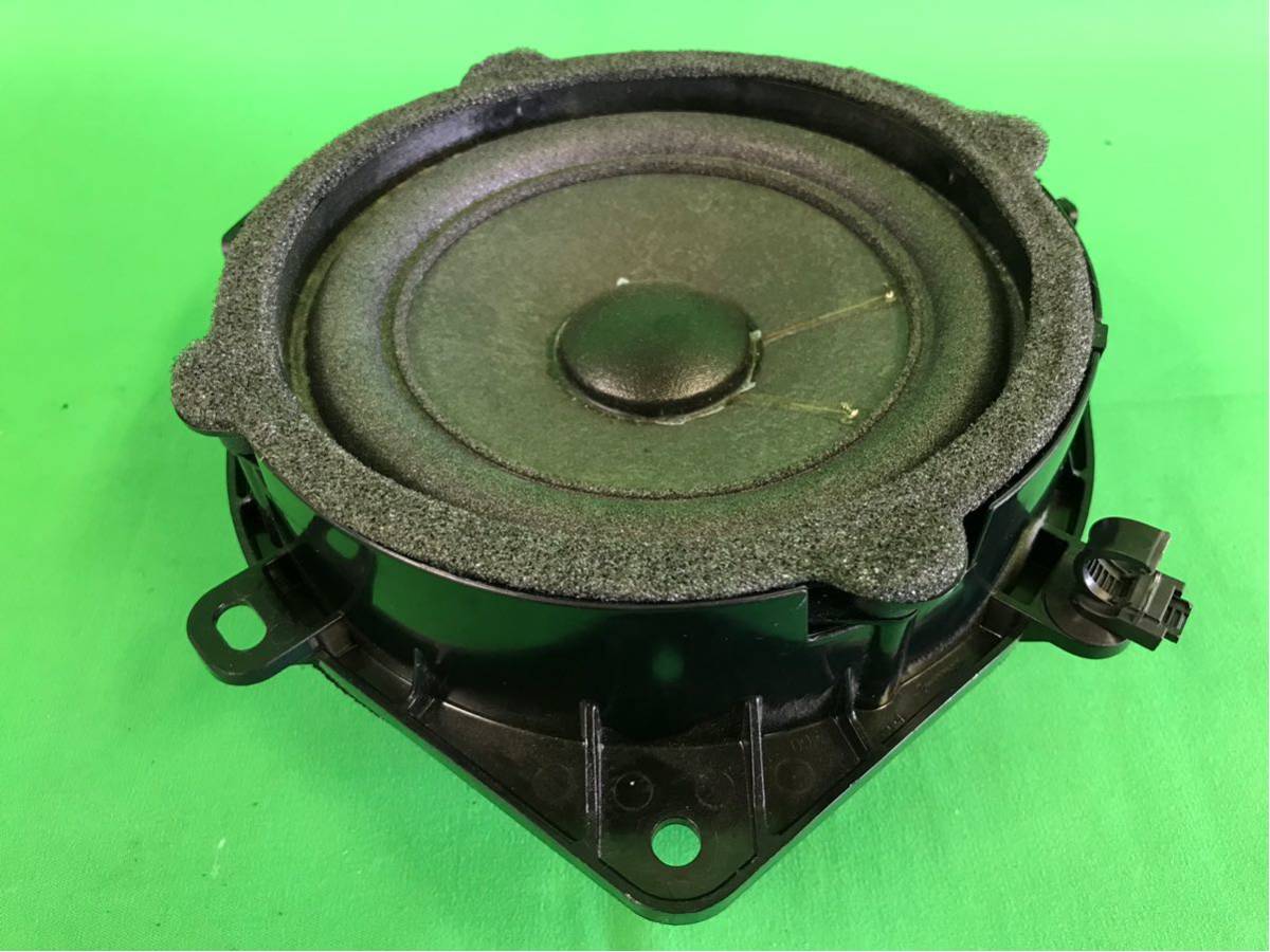 セルシオ UCF31 UCF31の中古車を探すならグーネット トヨタ UCF30 C