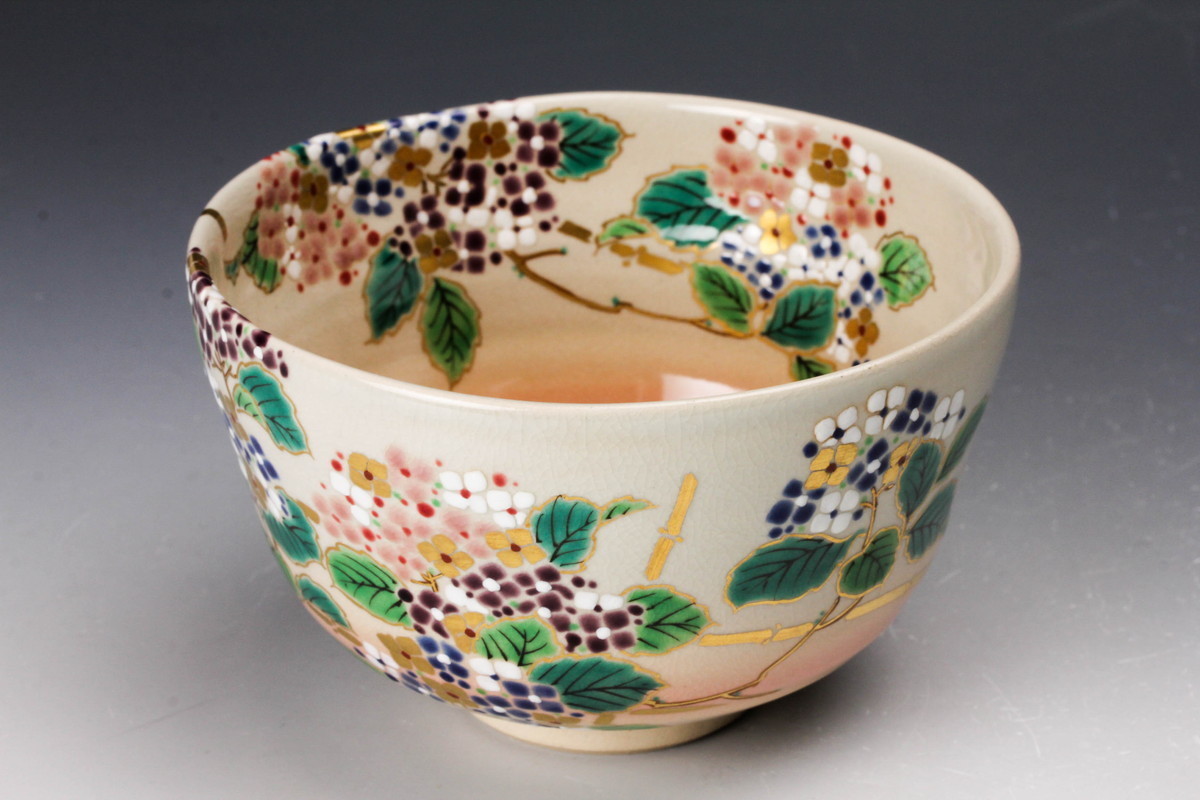 京焼　中村能久　色絵紫陽花之図　茶碗　共箱 京焼 中村能久 色絵紫陽花之図 茶碗 共箱 【公式通販】