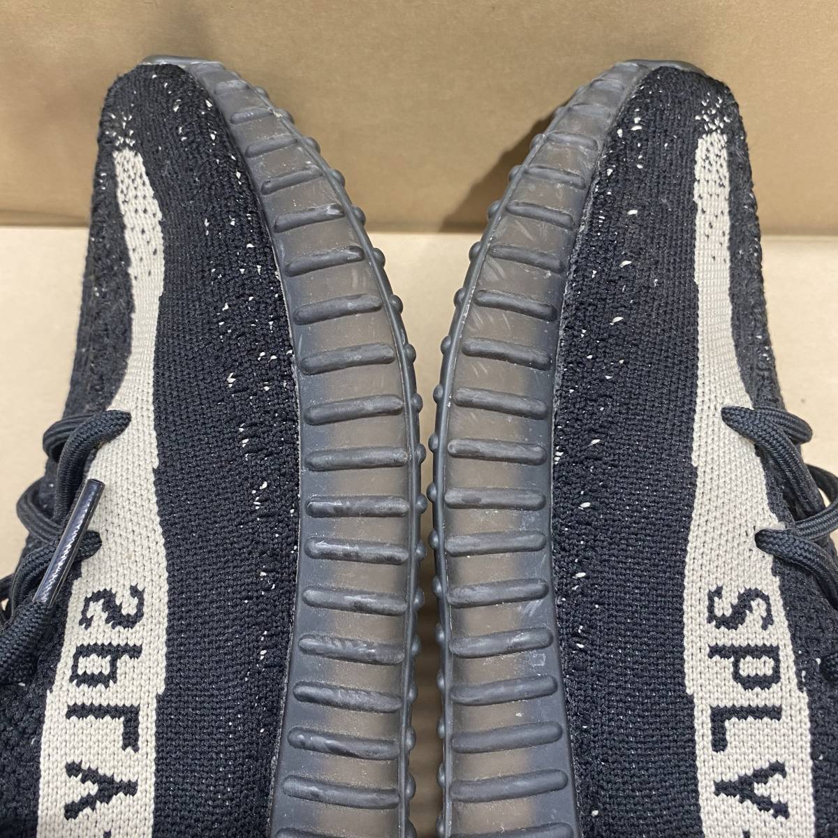 US9.5 27.5cm ADIDAS YEEZY BOOST 350 V2 BY1604 アディダス イージー ブースト ブラック ホワイト カニエ KANYE WEST BLACK 