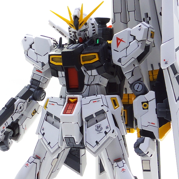 RG νGUNDAM　改修、組立、塗装済み RG νガンダム 改修塗装完成品 【公式通販】