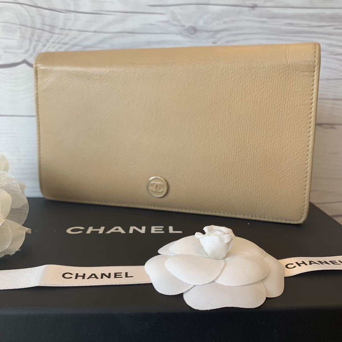  正規 CHANEL シャネル レザー 長財布 ベージュ(女性用財布)｜売買されたオークション情報、yahooの商品情報をアーカイブ公開 - オークファン 服飾小物