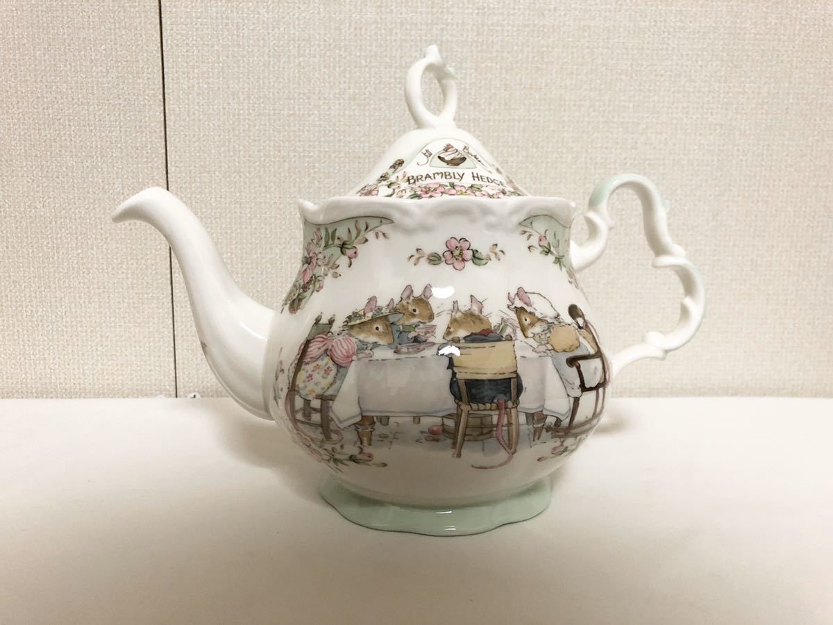 ROYAL DOULTON ロイヤルドルトン BRAMBLY HEDGE ブランブリーヘッジ tea service ティーサービス