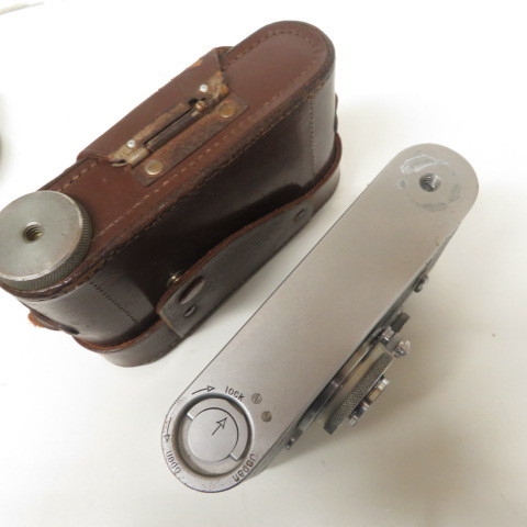 レトロなジャンク品 Leotaxフィルムカメラ レオタックス 革ケース付き