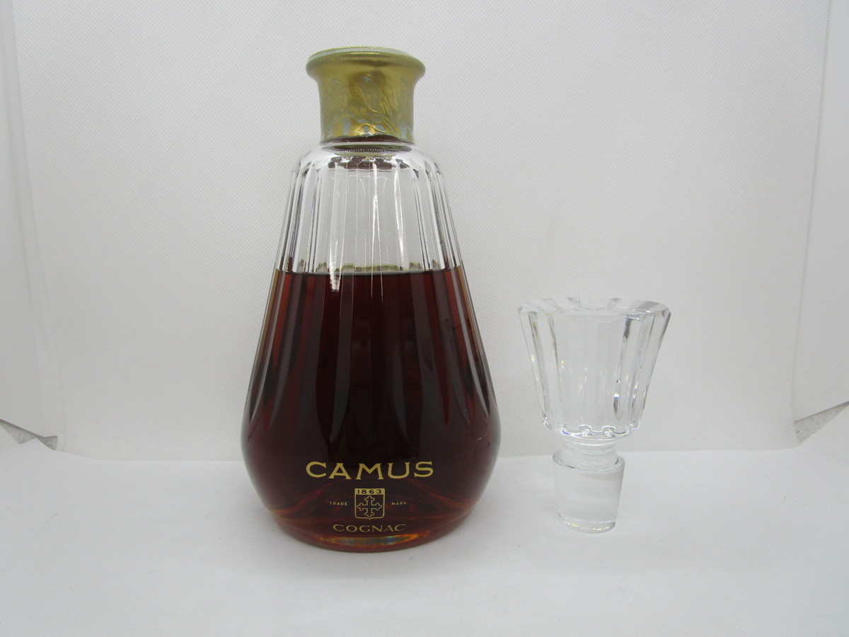 定番人気，お買い得 カミュ カラフェ バカラ CAMUS COGNAC BACCARAT 液面低下有り 替栓付き 未開栓 古酒 コニャックブランデー/A11481(カミュ)｜売買されたオークション情報、yahooの商品情報をアーカイブ公開 - オークフ コニャック