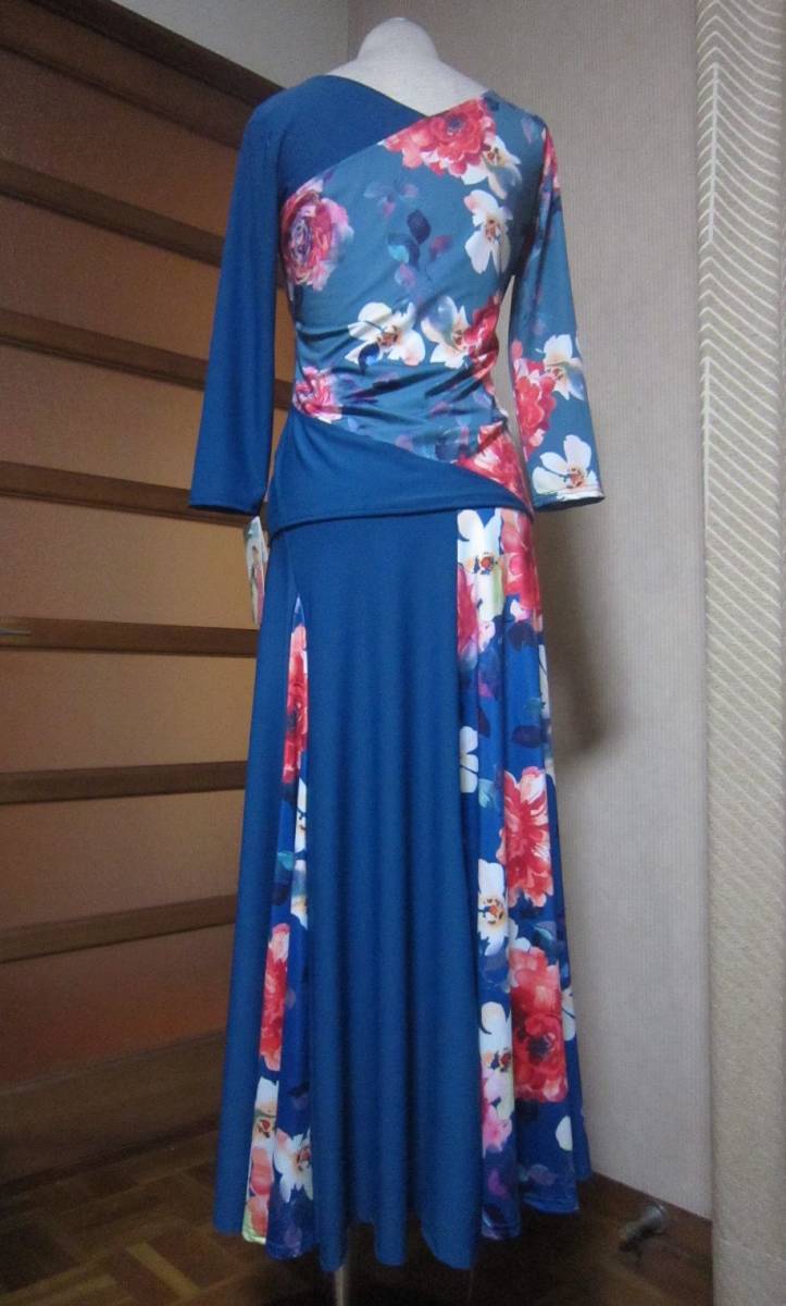 | – 京都のプリザーブド オンラインショップ プンダミリア ひより fu-dueka::花柄プリントギャザーワンピース &amp; LILA CITTA ONLINE SHOP 大きいサイズ][15号 ]フラッフフラワープリント前開き裏毛 19号 日々の暮らし