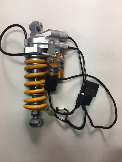 ZX-10R 11‐12 リアサスペンション オーリンズ OHLINS TTX GP リア