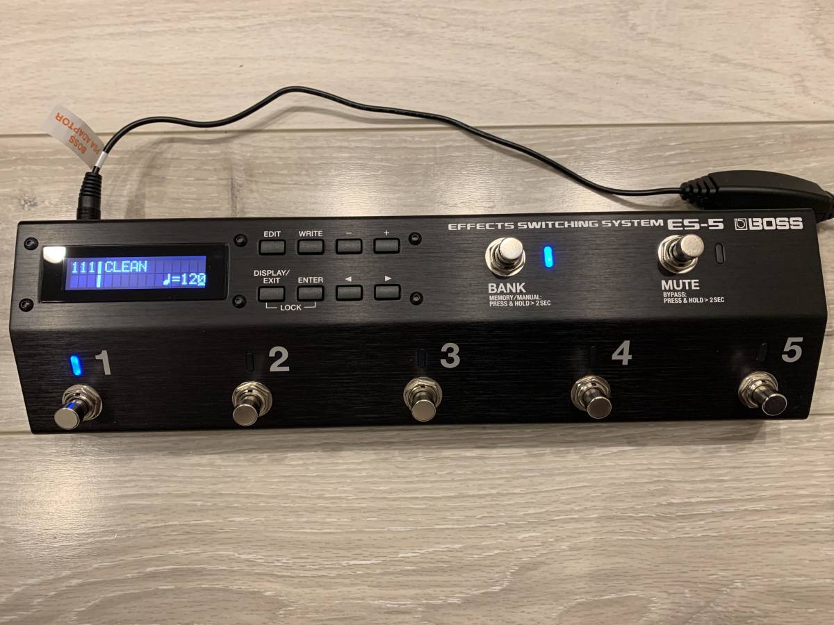 定番人気，お得 BOSS ES-5 プログラマブル ループ スイッチャー【中古】