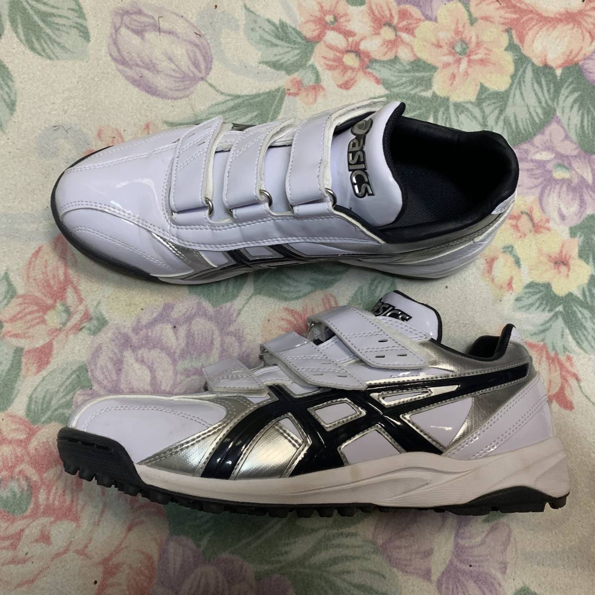 ☆極美品☆サイズ26cm/3E☆asics/アシックス☆ベルクロス/エナメル 