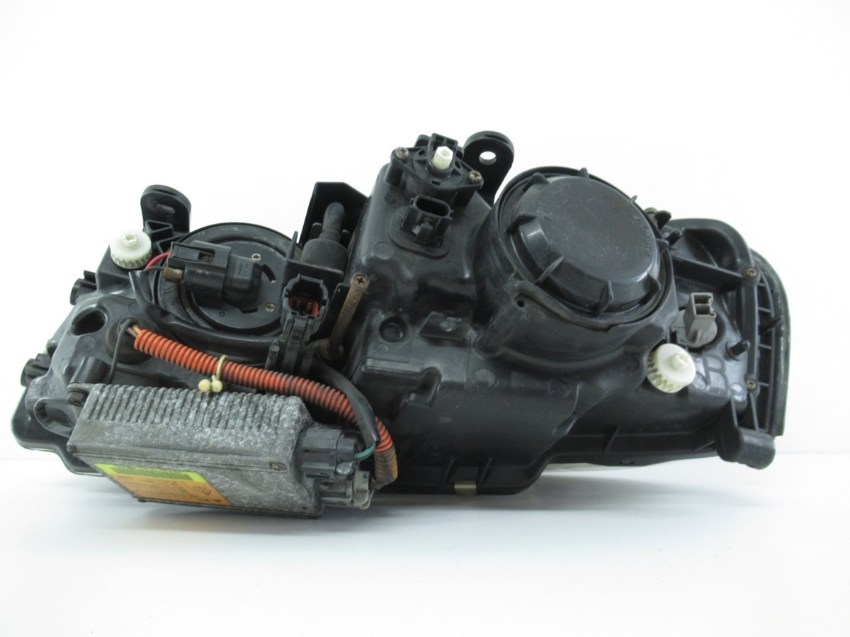 ☆売り切り☆ 日産 スカイライン R34 BNR34 純正 右 ヘッドライト HID