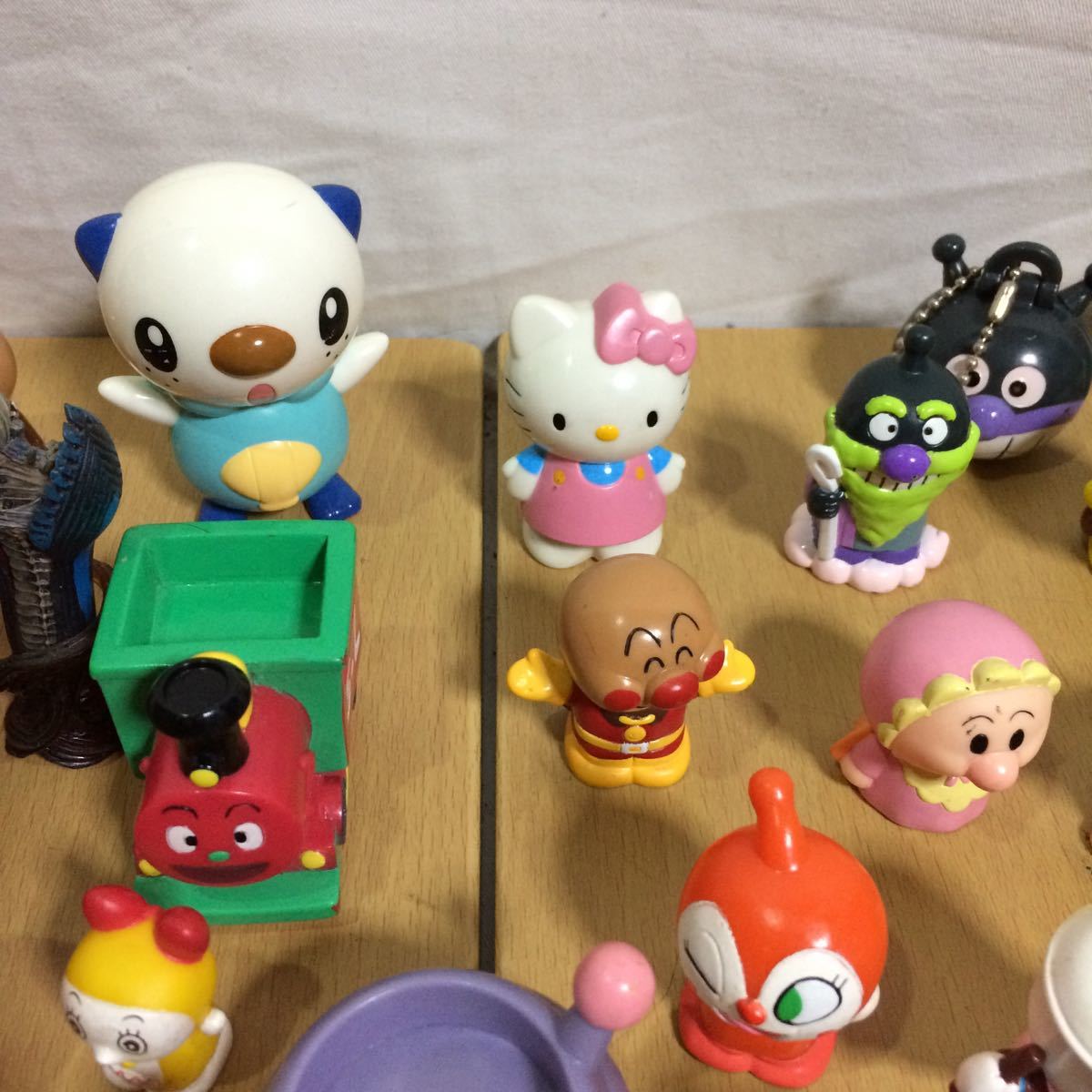 1円スタート★色んなキャラクターの指人形など★アンパンマン ドラえもん ハイジ キティなど_3