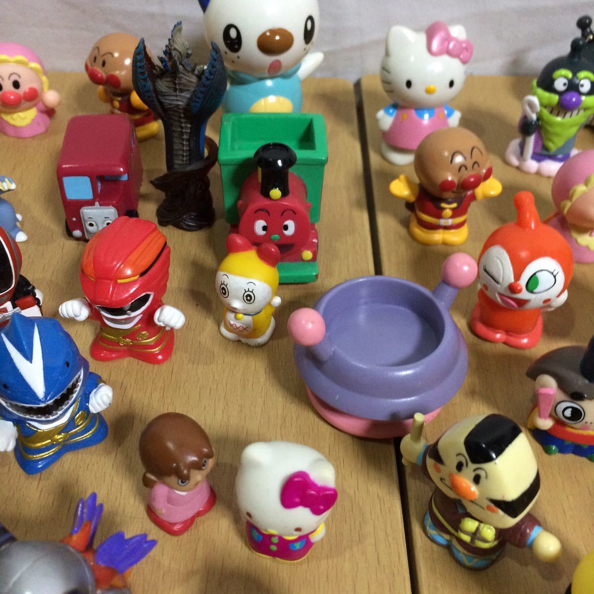 1円スタート★色んなキャラクターの指人形など★アンパンマン ドラえもん ハイジ キティなど_6