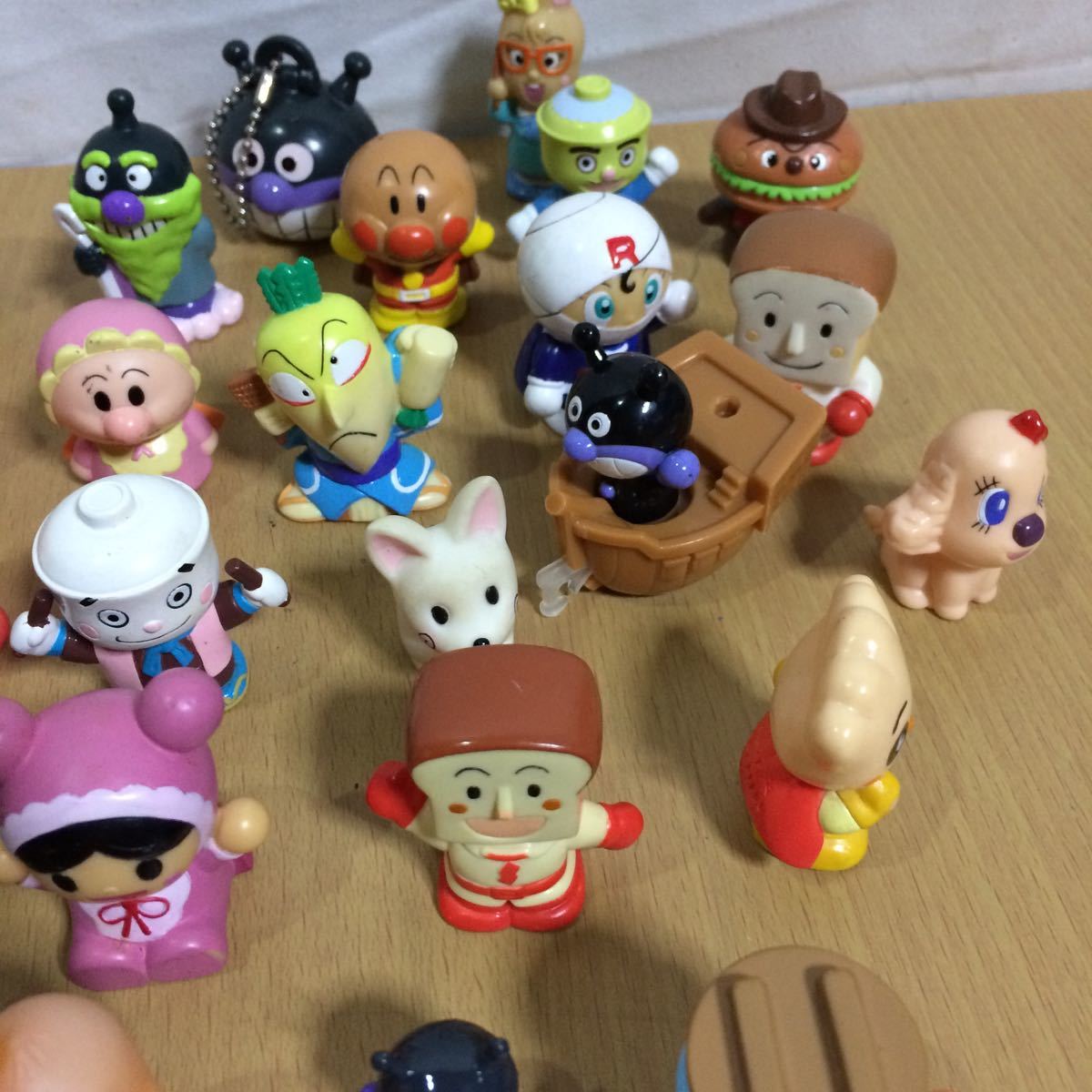 1円スタート★色んなキャラクターの指人形など★アンパンマン ドラえもん ハイジ キティなど_7