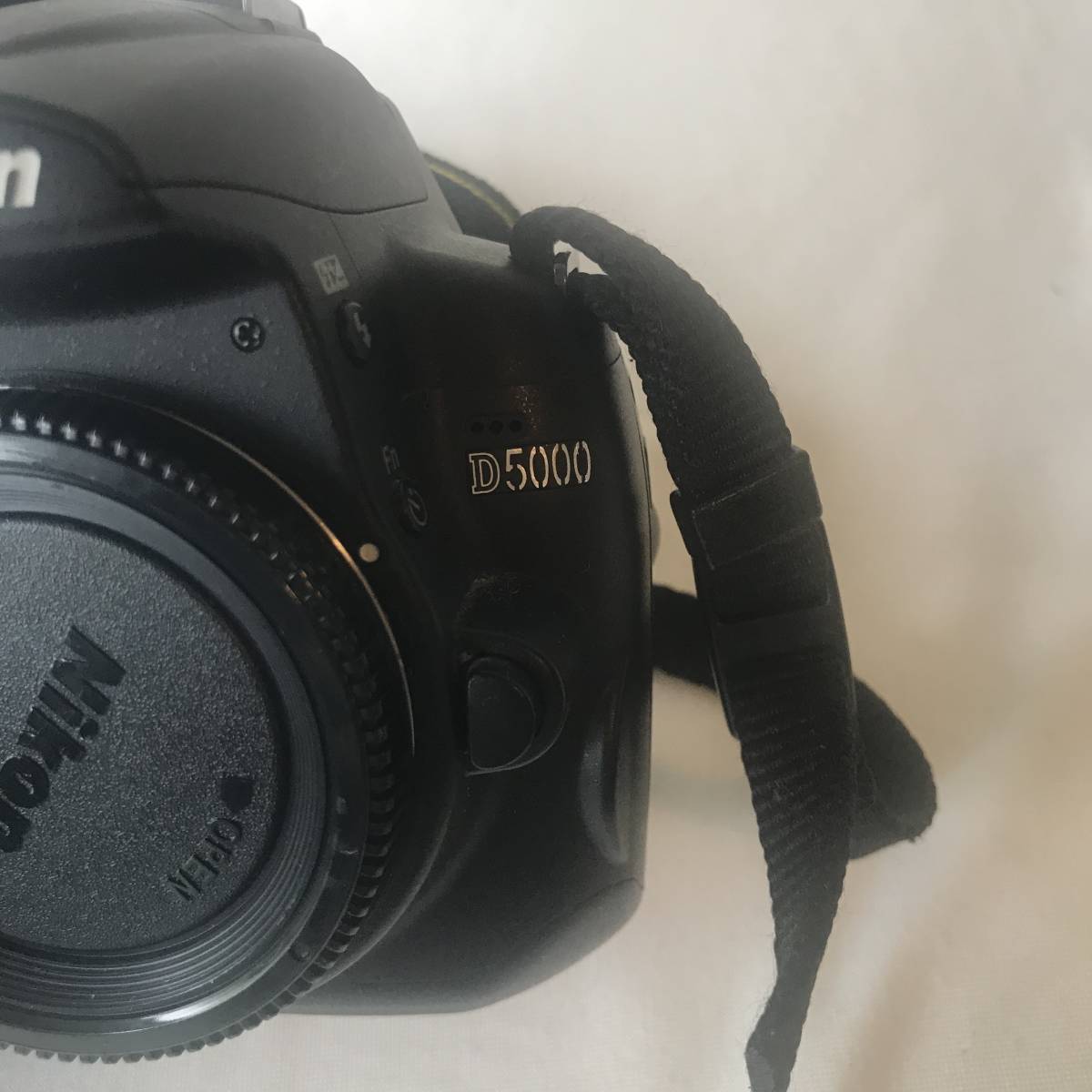 ☆Nikon ニコン D5000 ボディ☆バッテリー、レンズ2本セット（AF-S