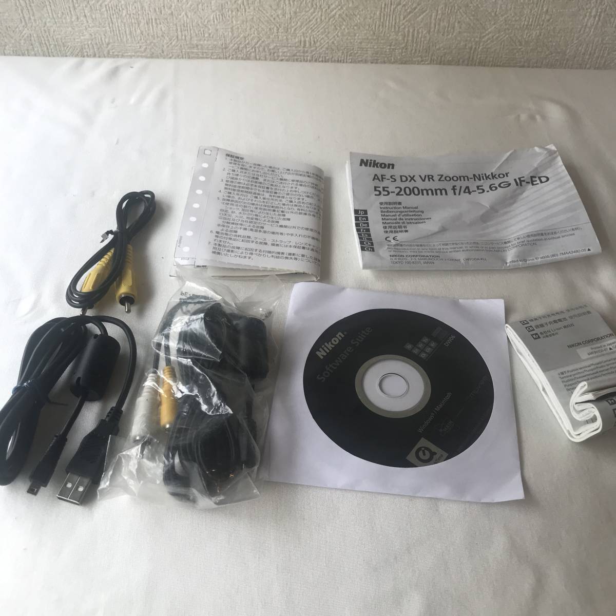 ☆Nikon ニコン D5000 ボディ☆バッテリー、レンズ2本セット（AF-S