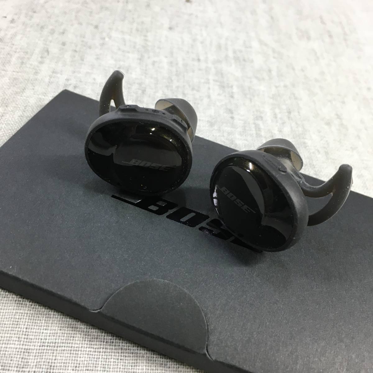Bose SoundSport Free Black　ワイヤレスイヤフォン