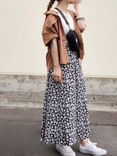 Zara 超 田中みな実 梨花着用 フラワーロングスカート モノクロスカート サラッと ザラ スカート 売買されたオークション情報 Yahooの商品情報をアーカイブ公開 オークファン Aucfan Com