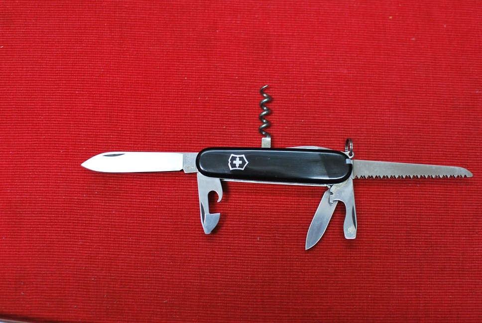 ビクトリノックス VICTORINOX 1.3613.71 キャンパー ハンドル91mm 14機能 ナイロンカモ柄シース無償(ビクトリノックス)｜売買されたオークション情報、yahooの商品情報をアーカイブ公開 - オークフ ビクトリノックス