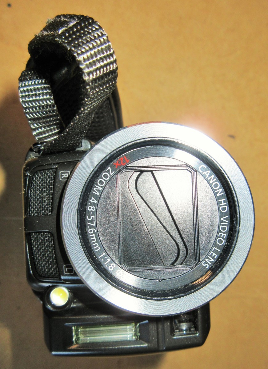 iVIS HF10 Canon - | HF フルハイビジョンビデオカメラ キヤノン