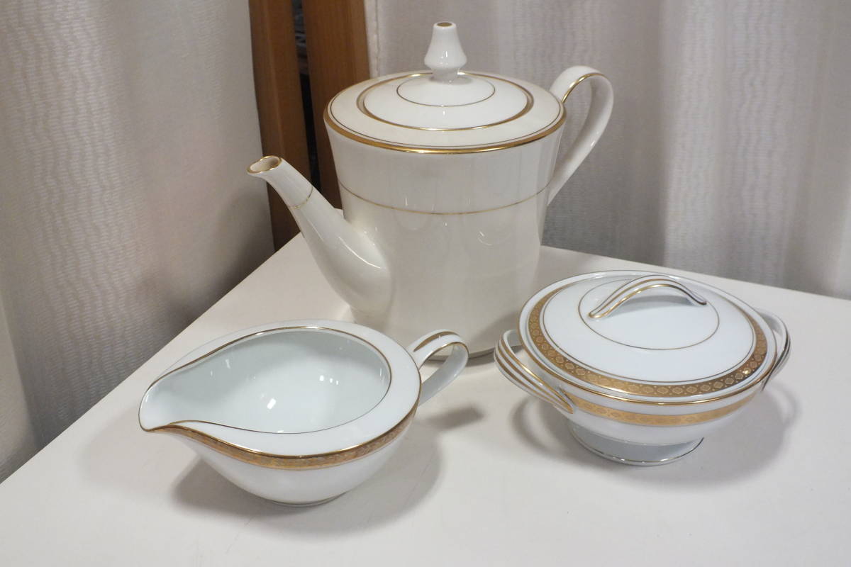 人気SALE，人気 大倉陶園 金蝕バラ パーティー プレート 耳付きプレート
