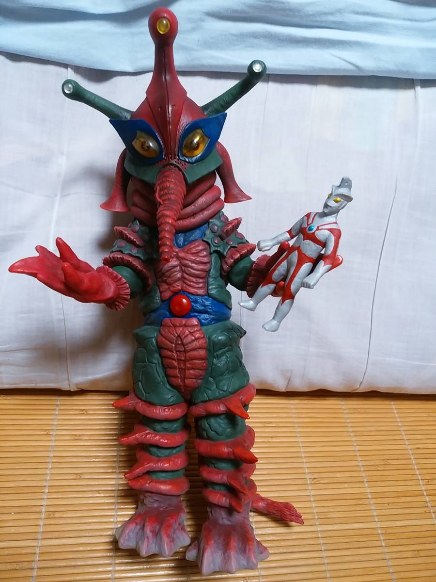 【大人気，正規品】 CCP ヒッポリト星人 ウルトラマンエース人形付き 定形外郵便￥710(その他)｜売買されたオークション情報、yahooの商品情報をアーカイブ公開 - オークファン 怪獣、宇宙人