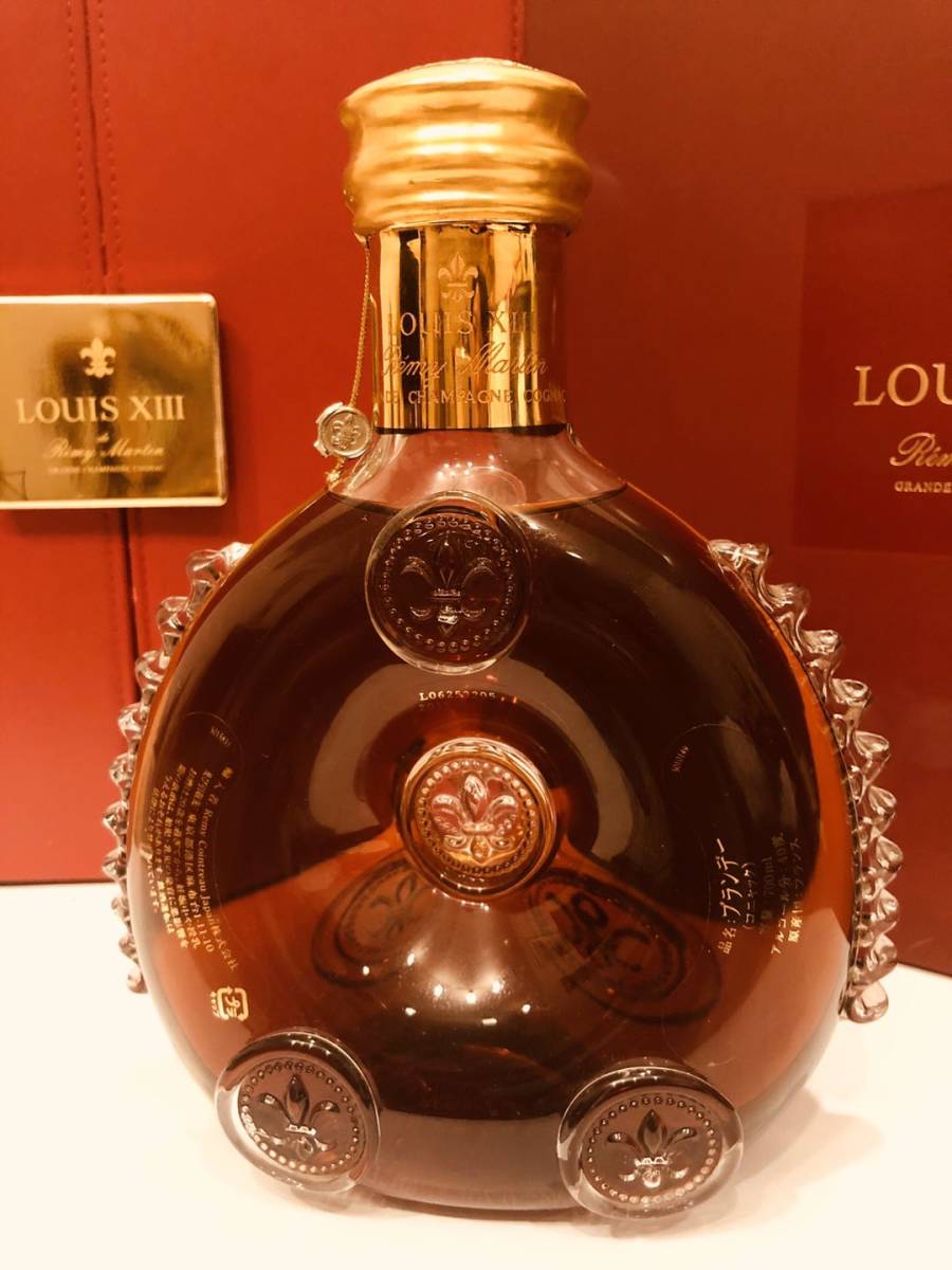レミーマルタン ルイ13世 観音開き バカラクリスタル 700ml REMY