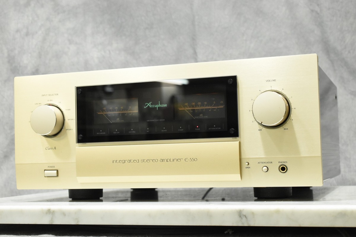 送料無料!!】Accuphase アキュフェーズ プリメインアンプ E-550