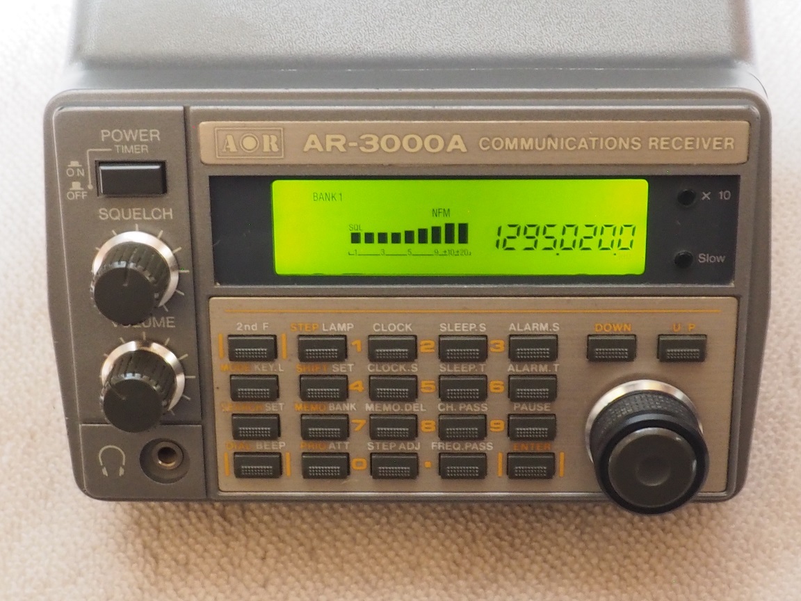 AOR AR-3000A 広帯域受信機 p*5様 銘機！AOR「AR-3000A」広帯域受信機
