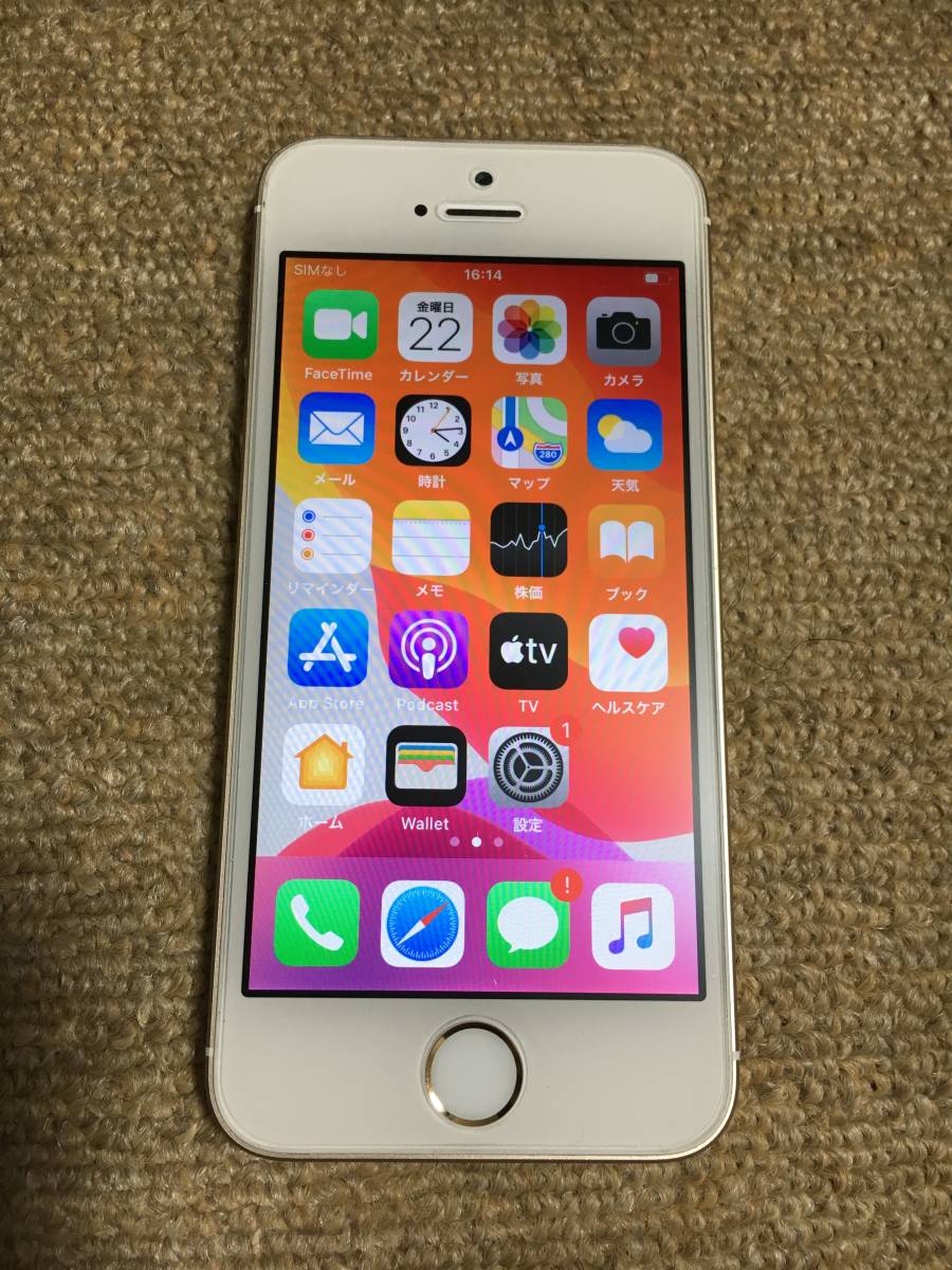 Docomo Iphone Se 初代 16gb ゴールド アップル 売買されたオークション情報 Yahooの商品情報をアーカイブ公開 オークファン Aucfan Com