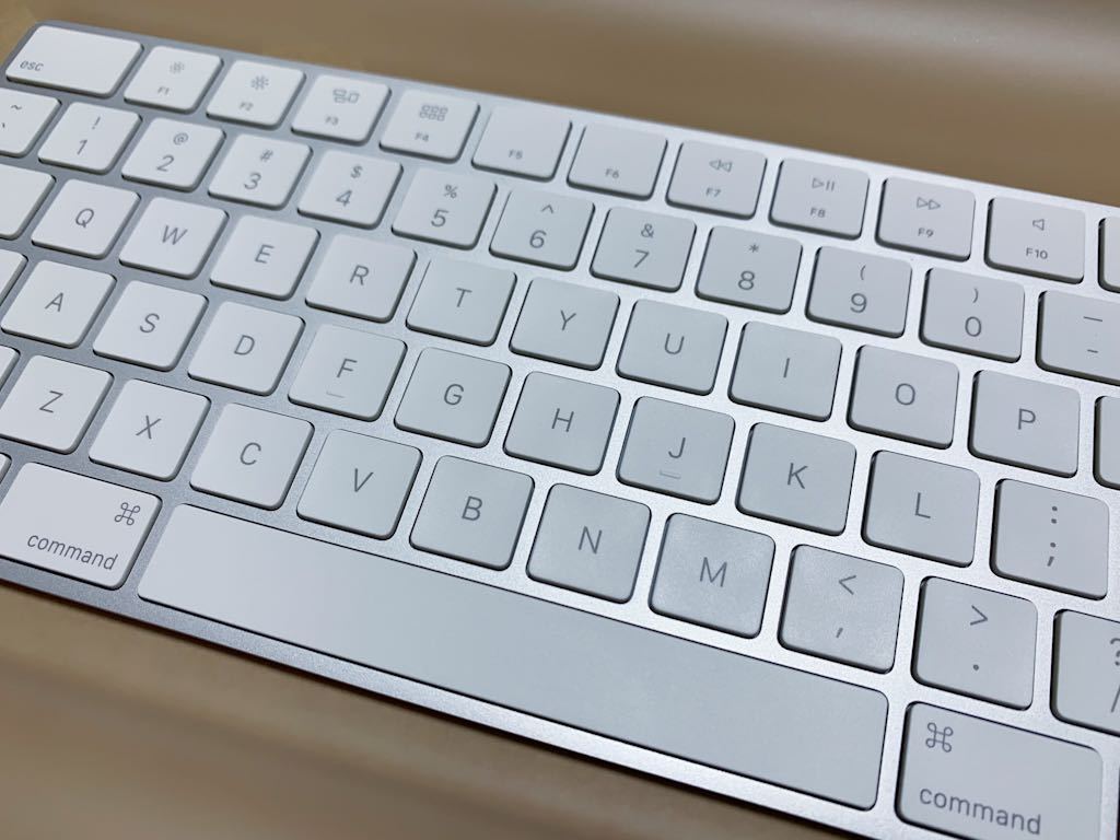 Apple Magic Keyboard with Numeric Keypad US Silver アップル