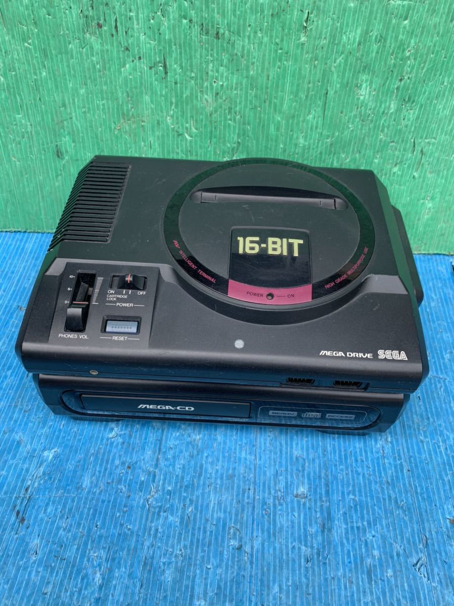 現状品 【SEGA/セガ】メガドライブ+メガCD HAA-2910 本体のみ HAA-2910