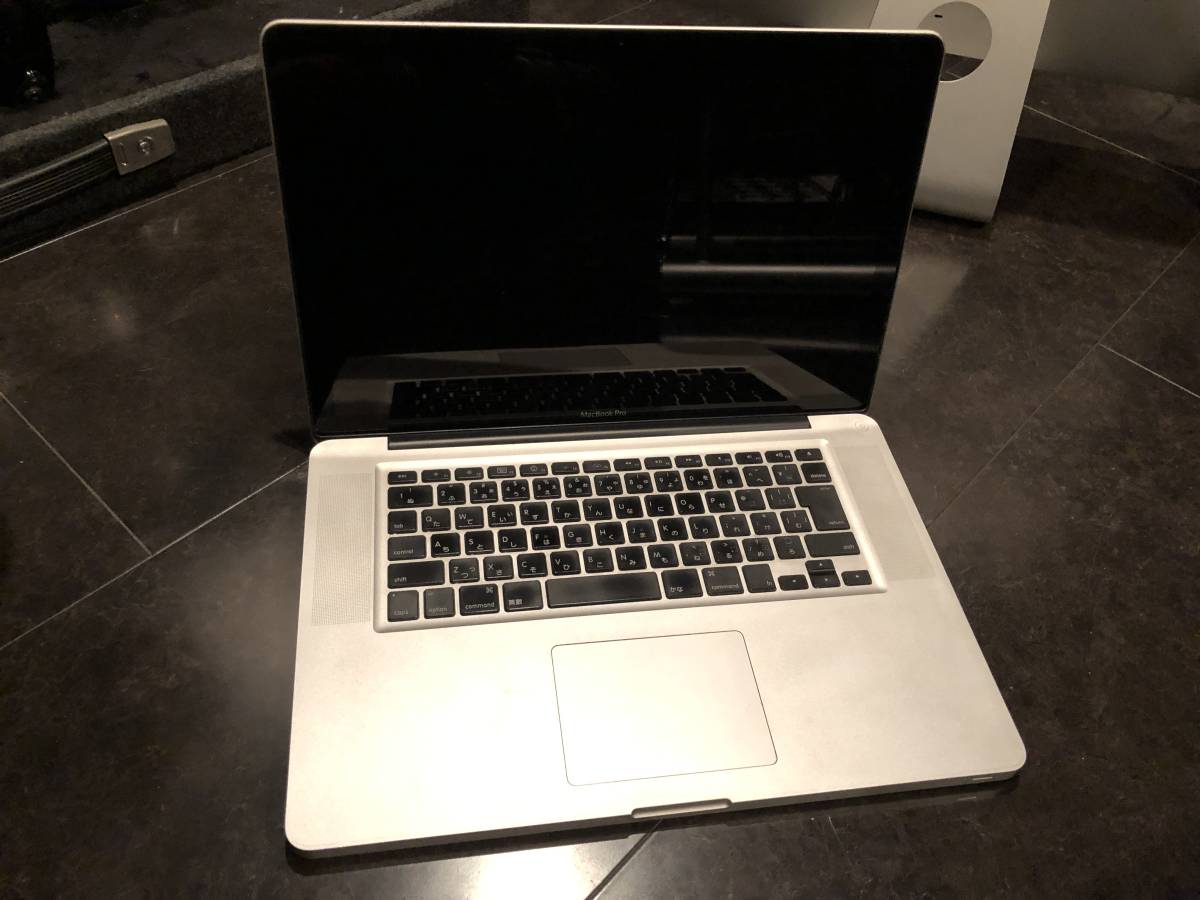MacBook Pro ジャンク品 A1286 15インチ 年式不明 起動不可 ジャンク