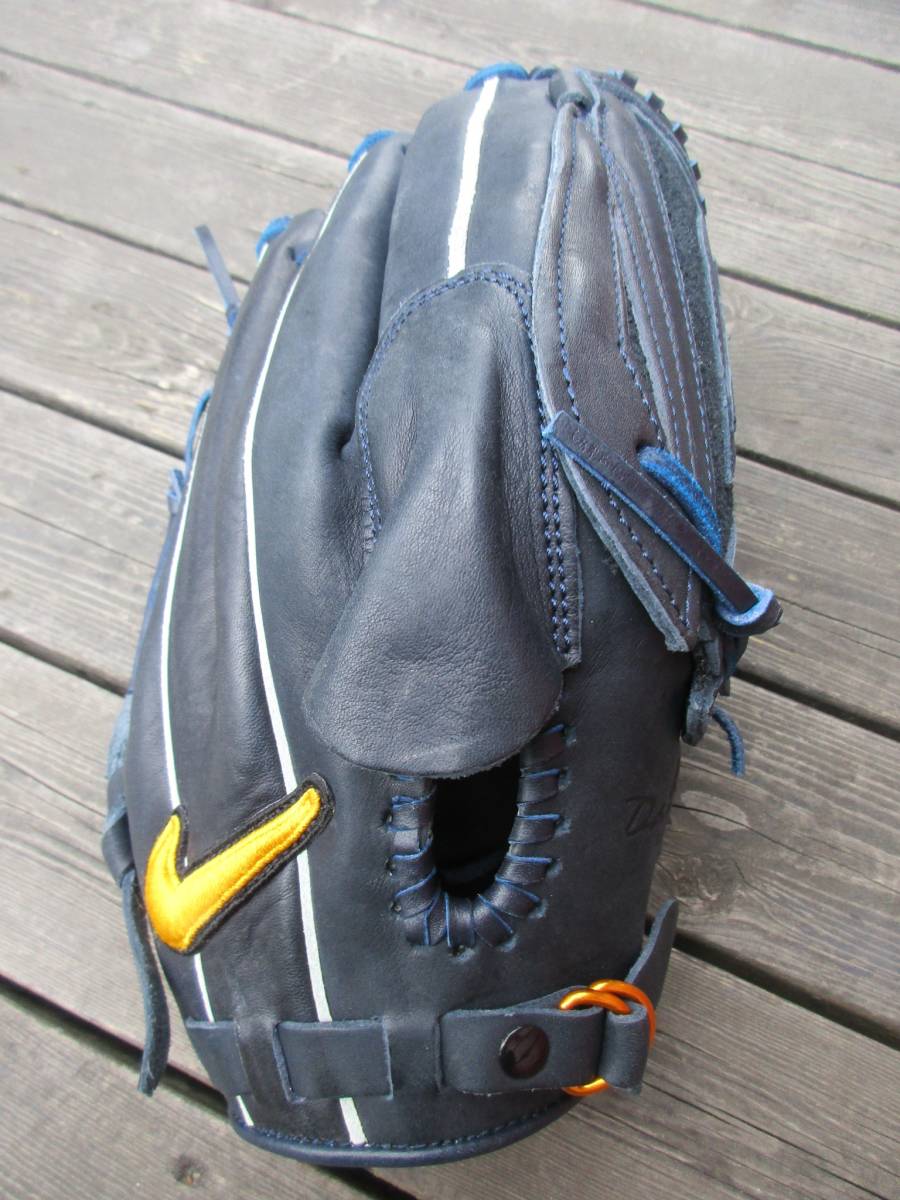 NIKE 軟式 野球グローブ ネイビー ダルビッシュ有 ☆美品送料無料☆ナイキ ダルビッシュ有モデル 軟式 投手用 Dネイビー