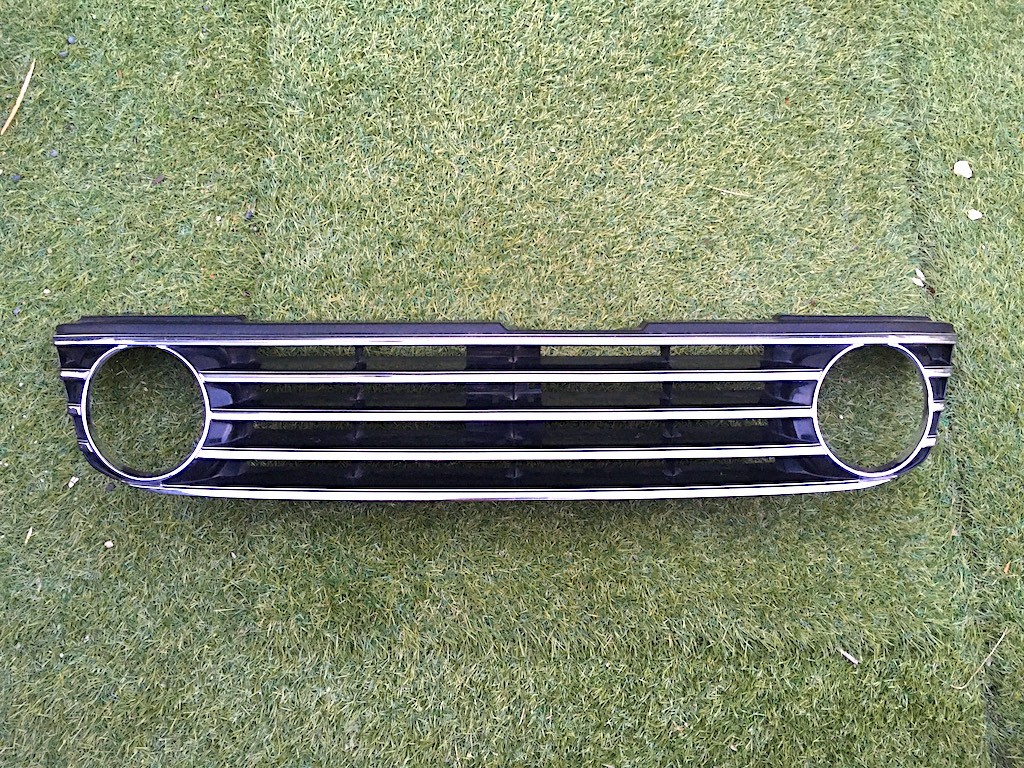 オンラインオリジナル 中古 C34ステージア後期 X系フロントグリル