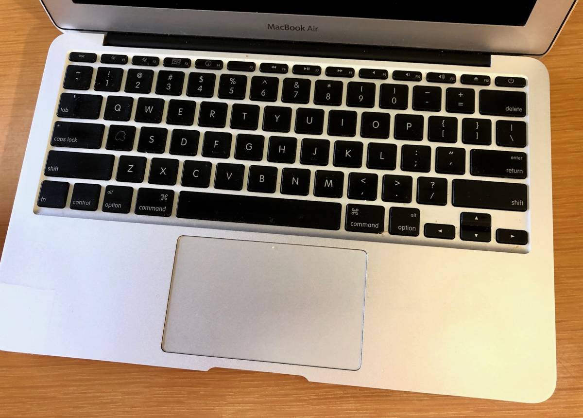 Mac Book Air 11インチ Late2010（シルバー）英語キーボード メモリー