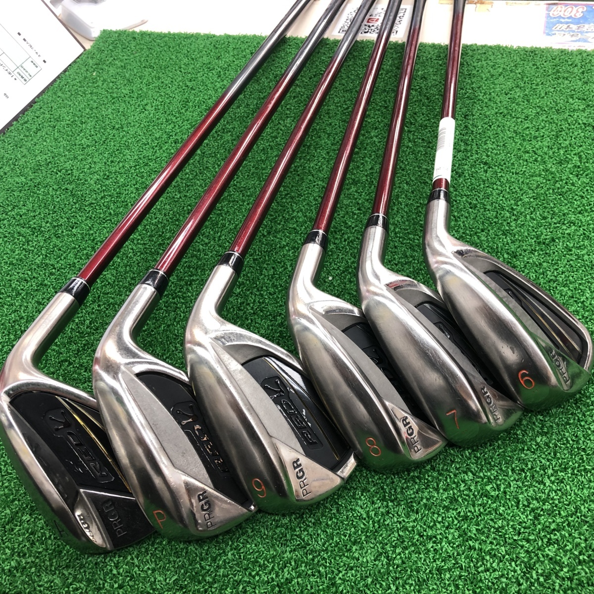TITAN FACE RED PRGR プロギア アイアン RS アイアンセット 中古アイアンセット 中古プロギア 38.5 中古RED CD SOFT 0 10.5