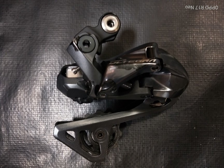 【100%新品，セール】 Shimano ULTEGRA DI2 リアディレイラー SS 11スピード ULTEGRA RD-R8050-SS キズ有(リアディレイラー)｜売買されたオークション情報、yahooの商品情報をアーカイブ公開 - オークファン リアディレイラー