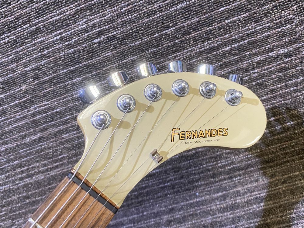 Fernandes Zo 3 ぞーさん エレキギター アンプ内蔵ギター フェルナンデス フェルナンデス 売買されたオークション情報 Yahooの商品情報をアーカイブ公開 オークファン Aucfan Com