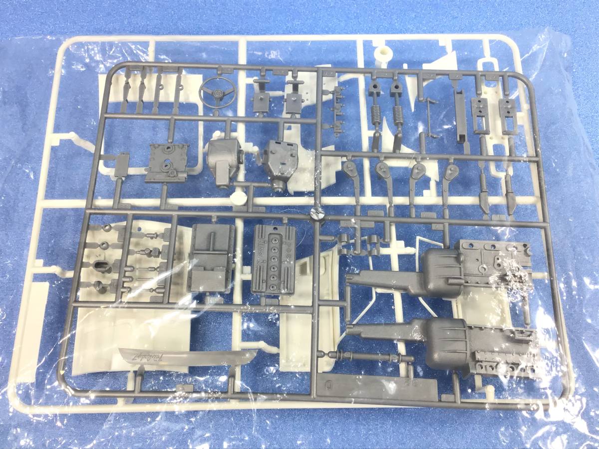 【未組み立て】株式会社 ナガノ、フェアレディZ 432R、1/20スケール ディスプレーモデルキット、内袋の一つ部開封あり、部品の欠品はなし_5